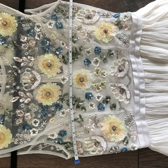 More photos of Needle & Thread gown - Picture 7 of 8